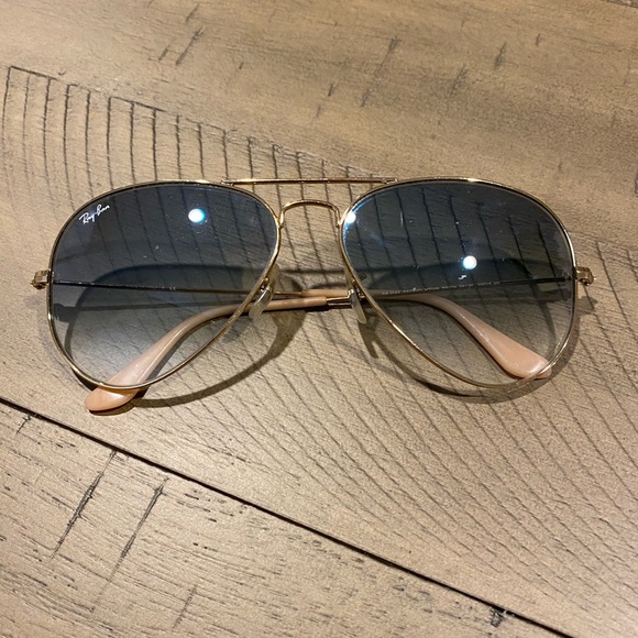 Ray Ban Gold/Blue Gradient Aviators - Picture 2 of 6